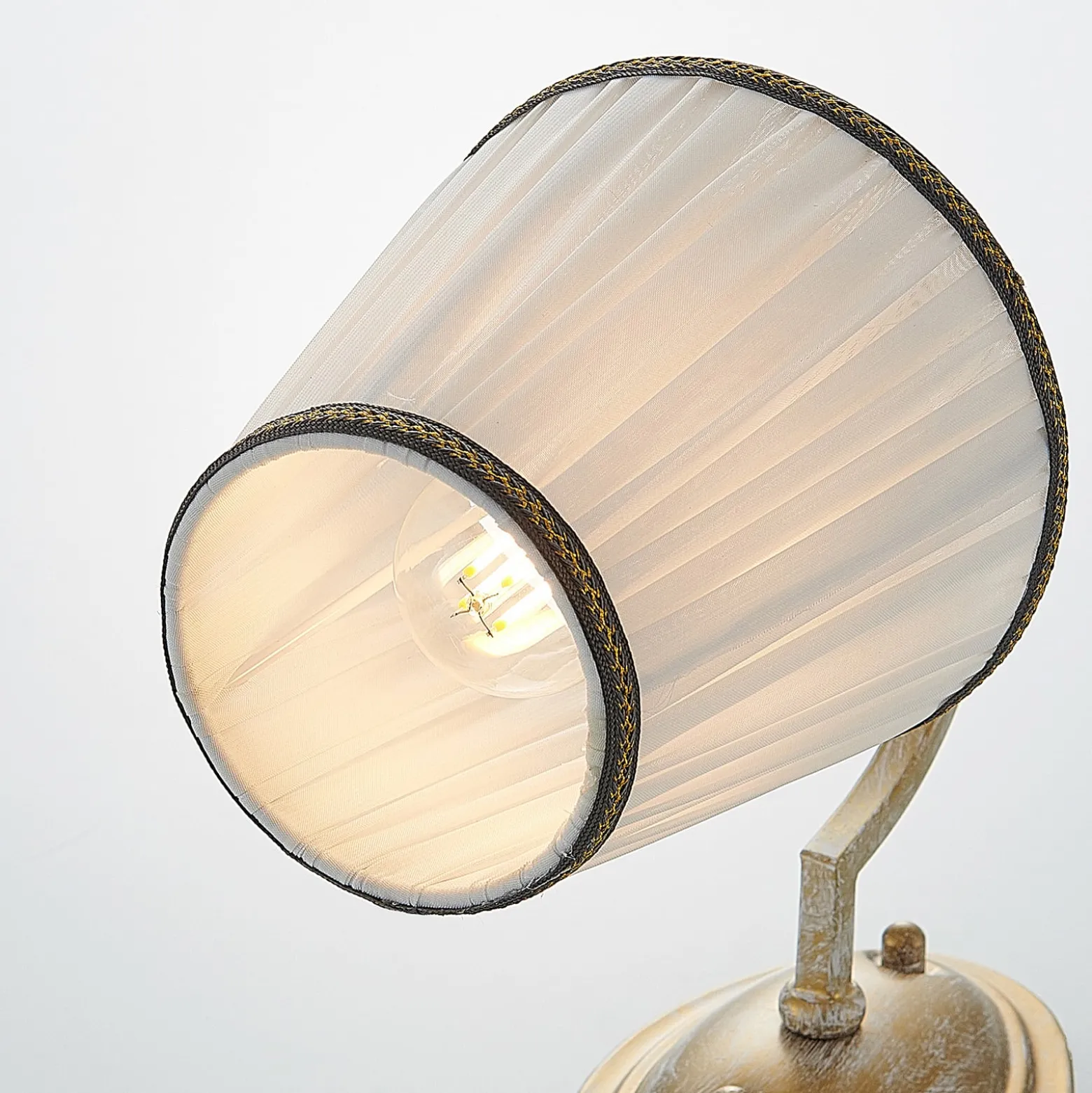 Lindby seinävalaisin Lumiel, kerma/messinki, tekstiili, 27cm