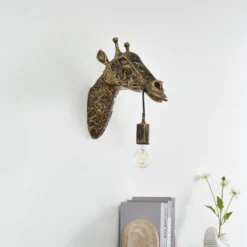 Lindby seinävalaisin Nirvathia, 35 cm, kirahvi, messingin värinen