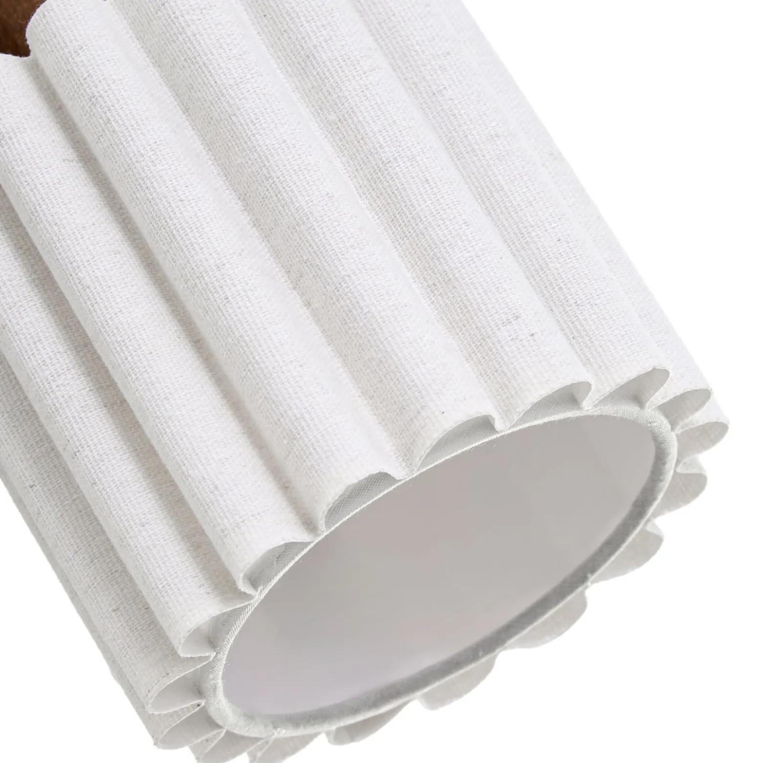 Lindby Shiloh -kattokohdevalo, 3-lamppuinen, pähkinä/beige, puu