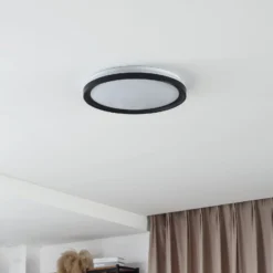 Lindby Smart LED kattovalaisin Ardena, RGBIC, korkeus 8.5cm, Tuya