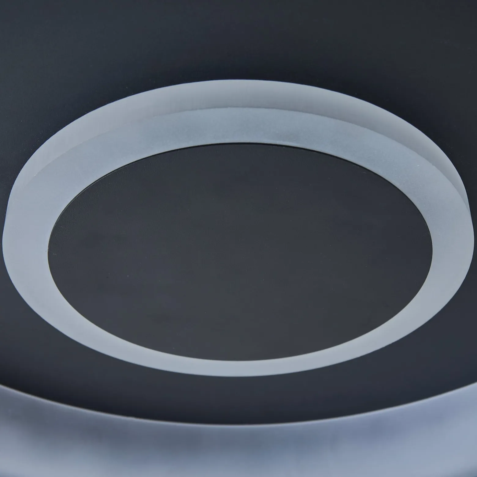 Lindby Smart Lynden LED-kattovalaisin Ø 48cm musta RGB Tuya Tuya