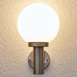 Lindby ulkoseinälamppu Nada, ruostumaton teräs, lasi, korkeus 32 cm, E27
