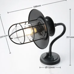 Lindby ulkoseinävalaisin Kyan, korkeus 40 cm, musta, IP44, E27