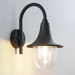 Lindby ulkoseinävalaisin Nalevi, 41cm, merivedenkestävä, E27, IP44