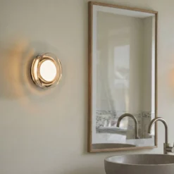 LOOM DESIGN Hugo LED-seinävalaisin, musta/kirkas, Ø17cm, IP65