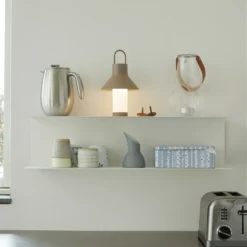 LOOM DESIGN LED-akkukäyttöinen pöytävalaisin Shadow Small, beige, IP65