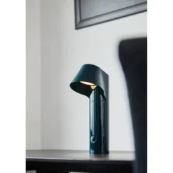 LOOM DESIGN LED-akkukäyttöinen pöytävalaisin Willow, vihreä, alumiini, IP54