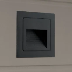 Loro LED upotettava seinävalaisin, musta, leveys 8,5 cm, alumiini