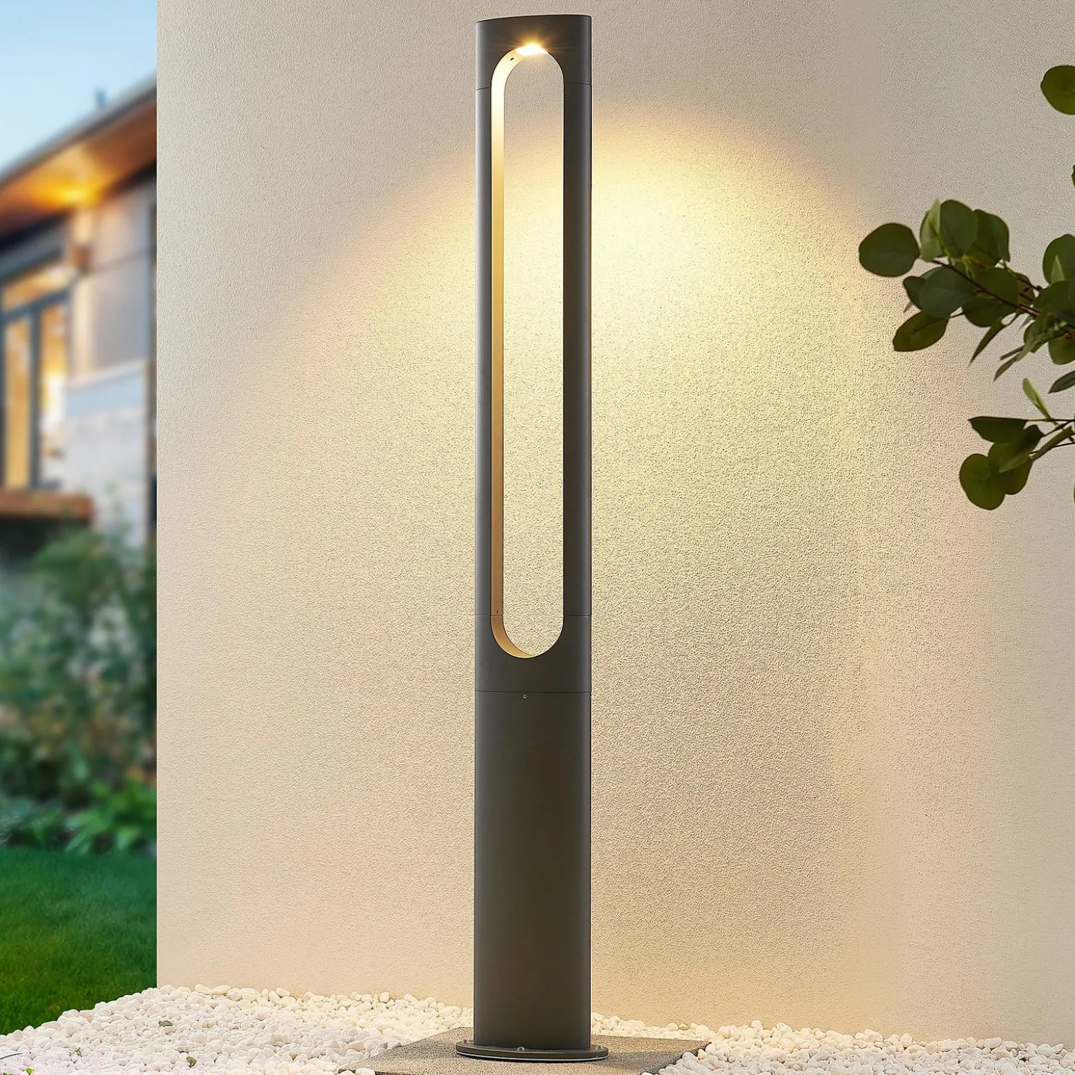 Lucande Dovino -LED-pylväsvalaisin, 150 cm
