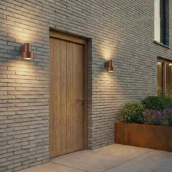 Lucande Elune LED-ulkoseinälamppu, ruskea, IP44, ylös/alas