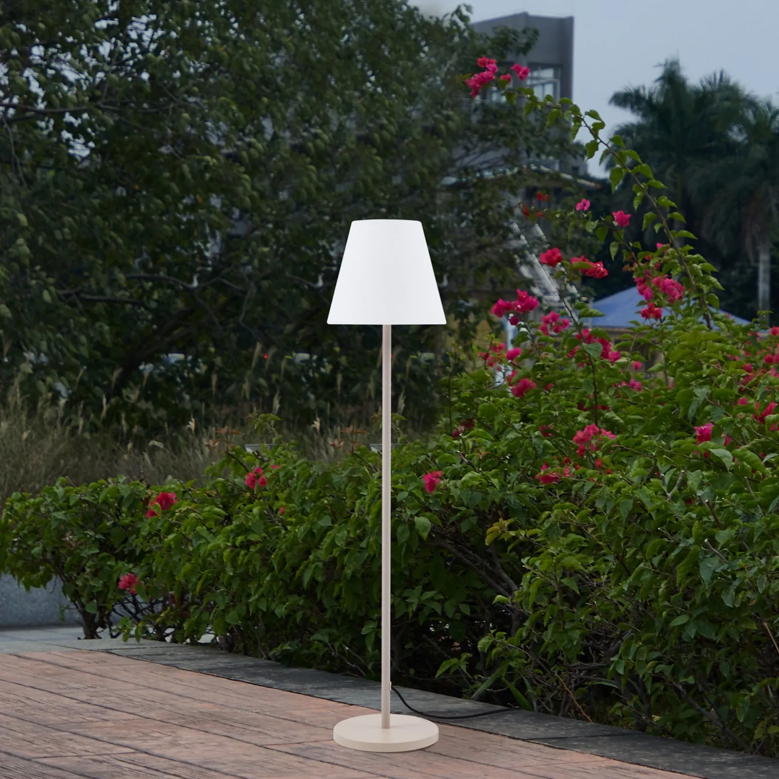 Lucande Jaimy -terassivalaisin, beige, metalli, 150 cm, E27