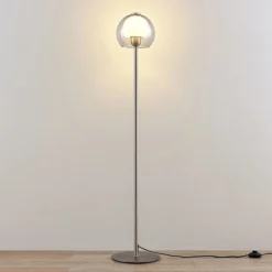 Lucande Kaiya lattiavalaisin lasivarjostimella