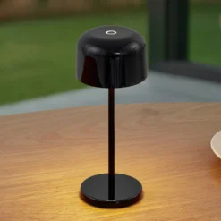 Lucande LED-akkukäyttöinen pöytävalaisin Quill, musta, CCT, himmennettävä
