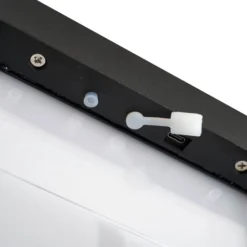 Lucande LED-aurinkopöytävalaisin Tilena, kulmikas, musta, himmennettävä