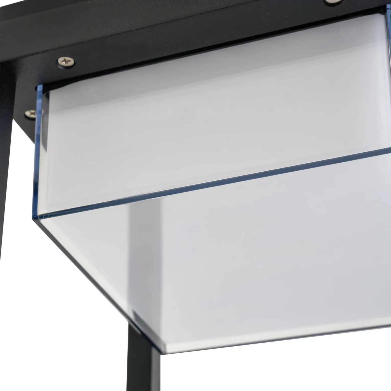 Lucande LED-aurinkopöytävalaisin Tilena, kulmikas, musta, himmennettävä