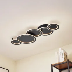 Lucande LED-kattovalaisin Diala, musta, metalli, 96 cm