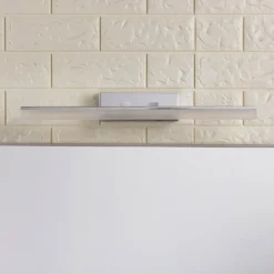 Lucande LED-kylpyhuoneen seinävalaisin Julie, 46cm, kromi, metalli, IP 44