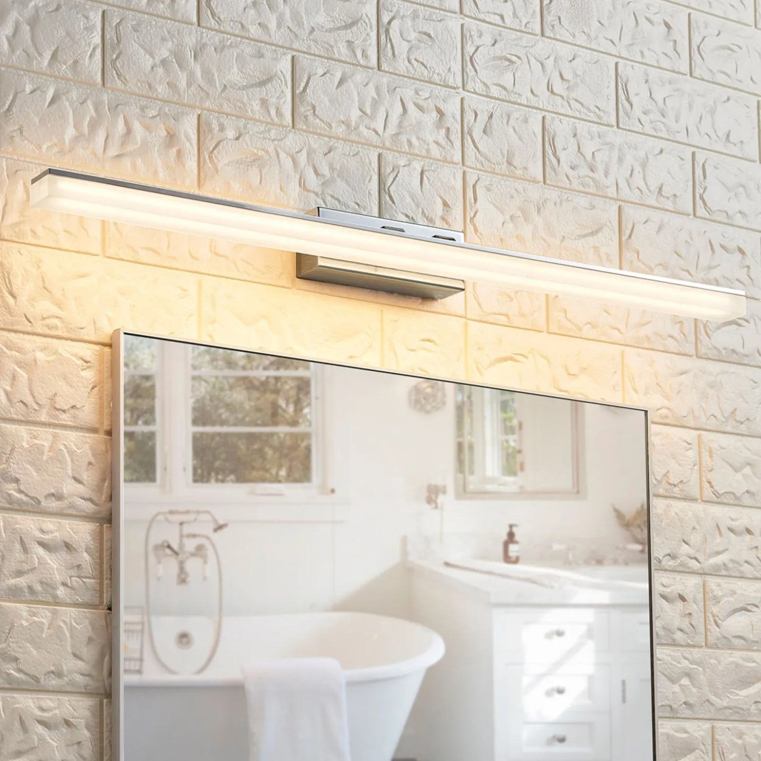 Lucande LED kylpyhuoneen seinävalaisin Julie, 75cm, kromi, metalli, IP44