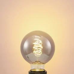 Lucande LED-lamppu E27 G95 4 W, savu, 1 800 K, himmennettävä