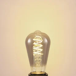 Lucande LED-lamppu E27 ST64 4 W, savu, 1 800 K, himmennettävä