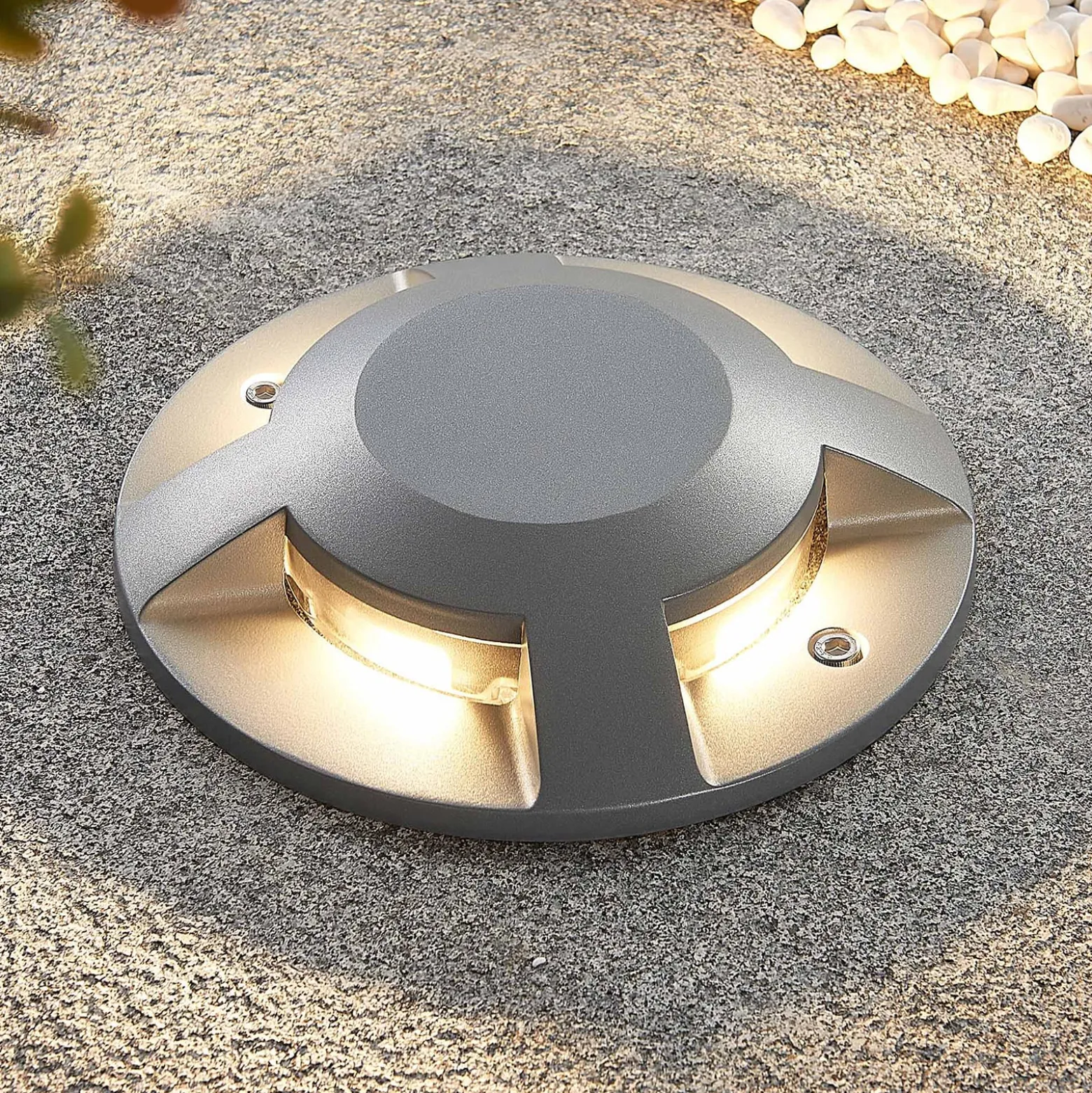 Lucande LED-lattiaspotti Jeffrey, hopea, 4 valonlähtöä
