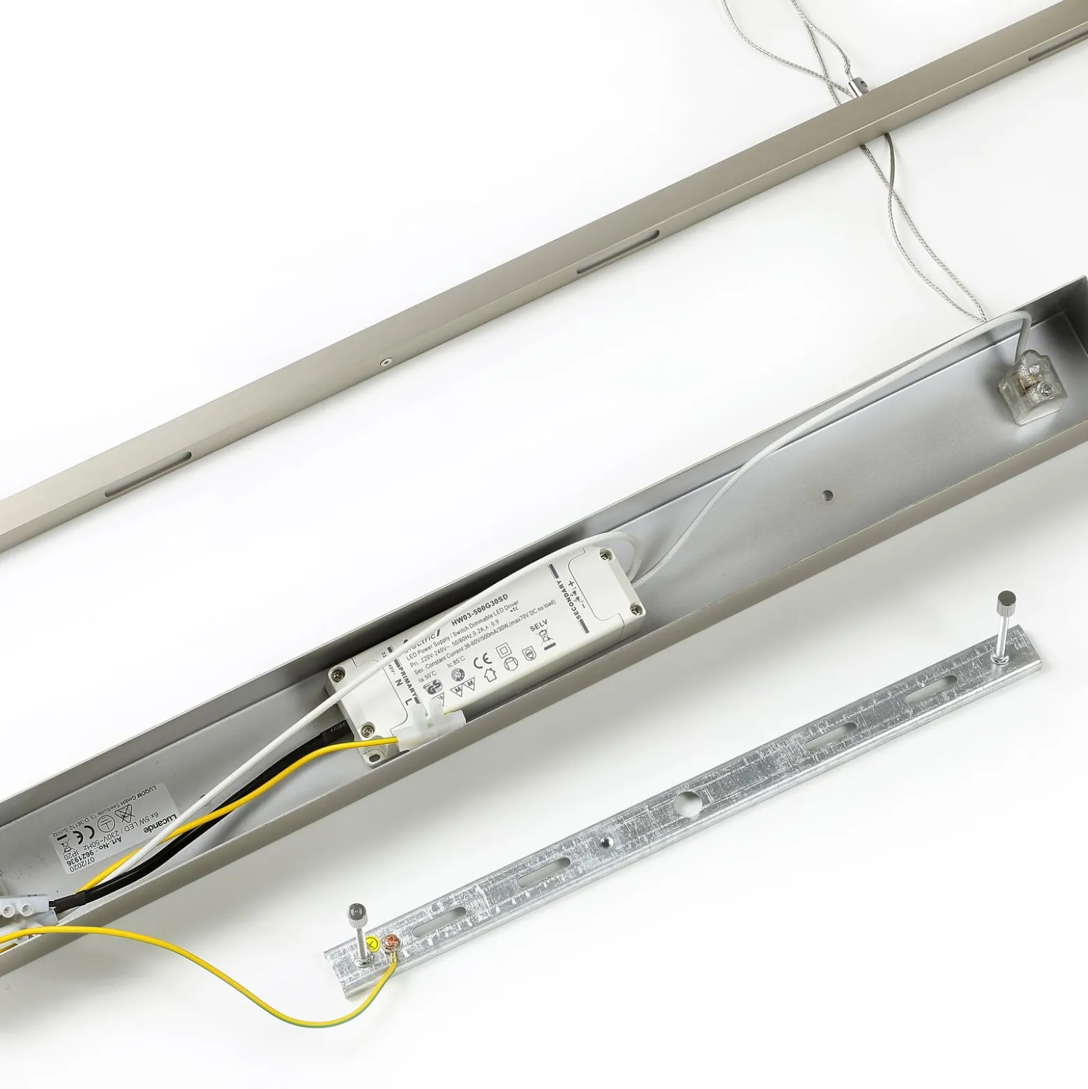 Lucande LED-riippuvalaisin Arnik, 140 cm, nikkelin värinen, himmennettävä