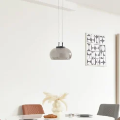 Lucande LED-riippuvalaisin Dain, 1-lamppuinen, savunharmaa, lasi