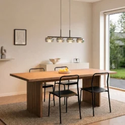 Lucande LED-riippuvalaisin Martis, musta, 4-lamppuinen, himmennettävä