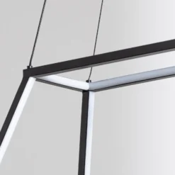 Lucande LED-riippuvalaisin Mensola, musta, alumiini, 75 cm