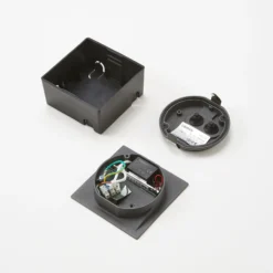 Lucande LED-seinäuppovalaisin Loya, 11,5x11,5 cm, harmaa, IP54