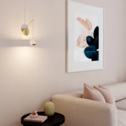 Lucande LED-seinävalaisin Hayley, kullanvärinen, lasia, 34 cm korkea