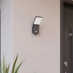 Lucande LED-seinävalaisin Timm, anturi, 20cm, antrasiitti, IP54