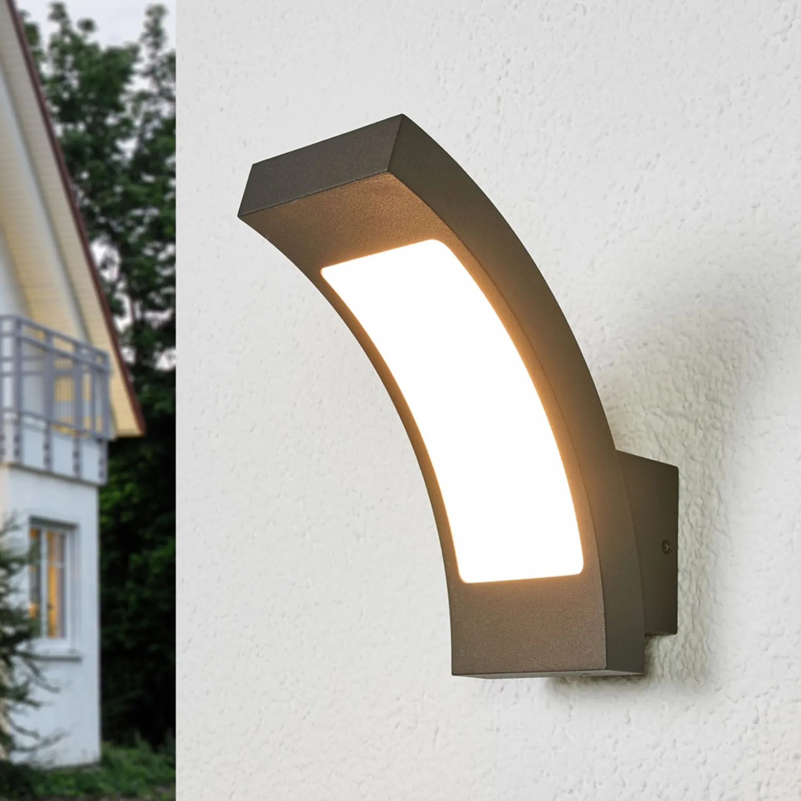 Lucande LED-ulkoseinälamppu Juvia, 19 cm, antrasiitti, IP54