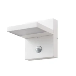 Lucande LED-ulkoseinälamppu Silvan, valkoinen, liiketunnistin, IP54, 16 cm