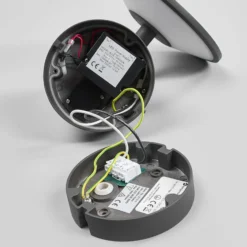 Lucande LED-ulkoseinävalaisin Fenia, anturi, IP54, antrasiittipunainen