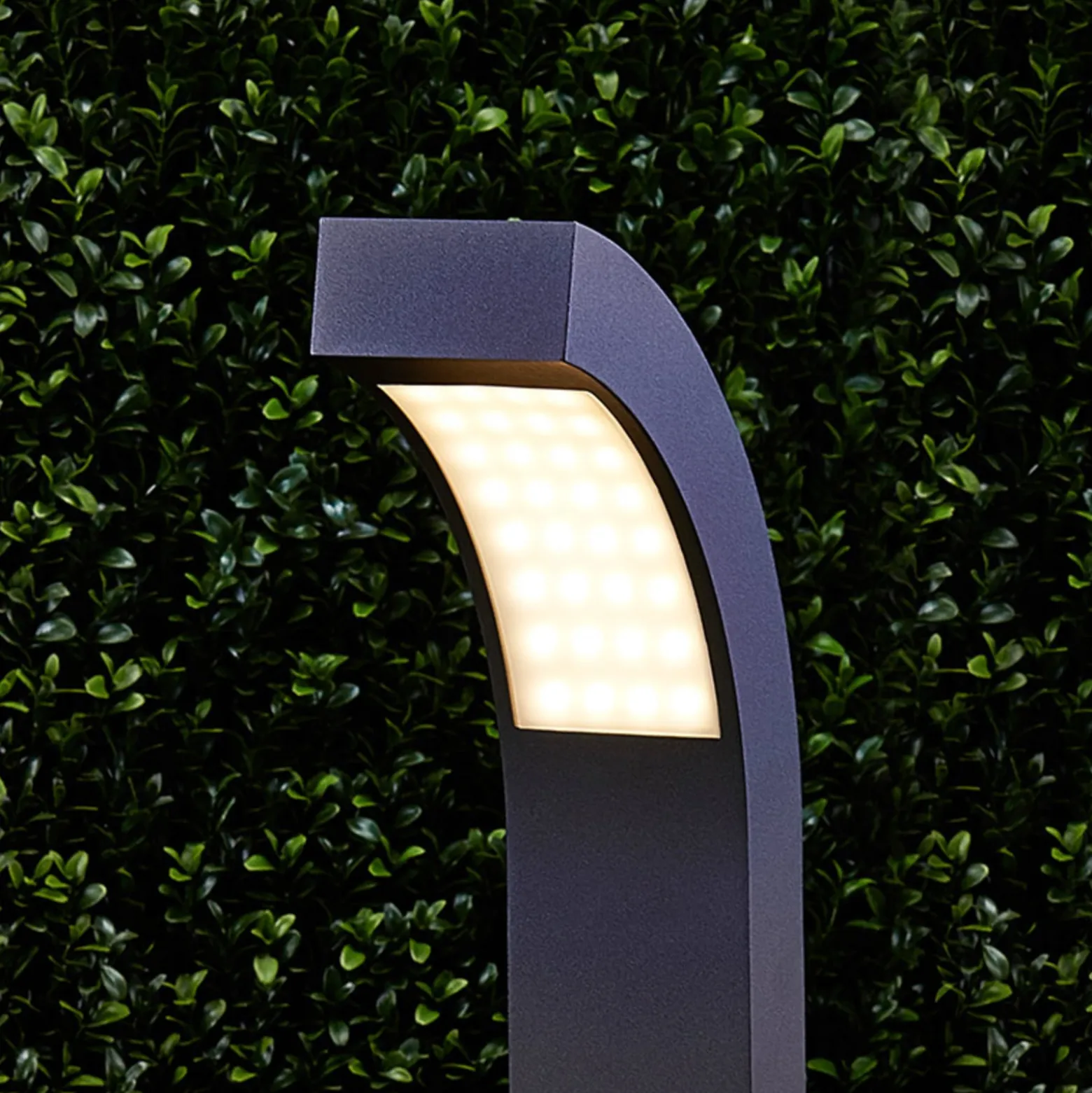 Lucande LED-valaisin Lennik, 100 cm, antrasiitti, metallia