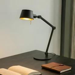 Lucande pöytävalaisin Silka, 93 cm, musta, säädettävä, E27