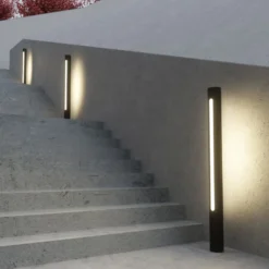 Lucande Tomas LED-projektorilamppu, 75 cm, tummanharmaa, IP54