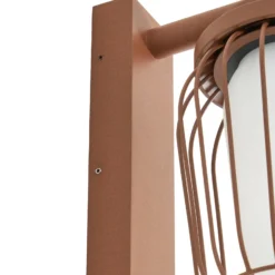 Lucande ulkoseinävalaisin Chandan, ruoste, anturi, IP44, E27