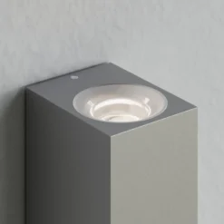 Lucande ulkoseinävalaisin Tavi, 15 cm, hopea, IP54