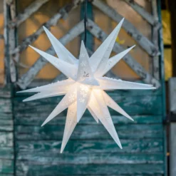 Lumihiutaletähti ulos, 18 sakaraa, stanssattu