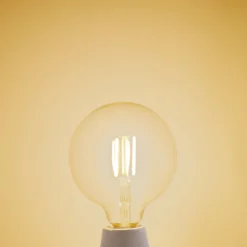 LUUMR Smart LED-lamppu kirkas E27 G125 7W Tuya WLAN CCT