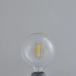 LUUMR Smart LED-lamppu kirkas E27 G125 7W Tuya WLAN CCT