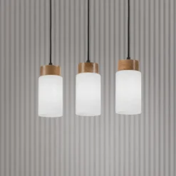 Markus-riippuvalaisin, opaalilasi/tammipuu, pituus 60 cm 3-valo.