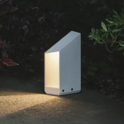 MARSET LED-pollarilamppu Domus, korkeus 26 cm, valkoinen, alumiini