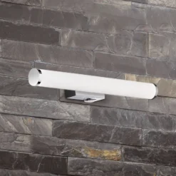 Mattimo LED-seinävalaisin, leveys 40 cm, kromi, kytkin