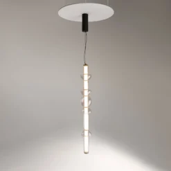 Maytoni Cosmo LED-riippuvalaisin, musta, pituus 98 cm, lasi