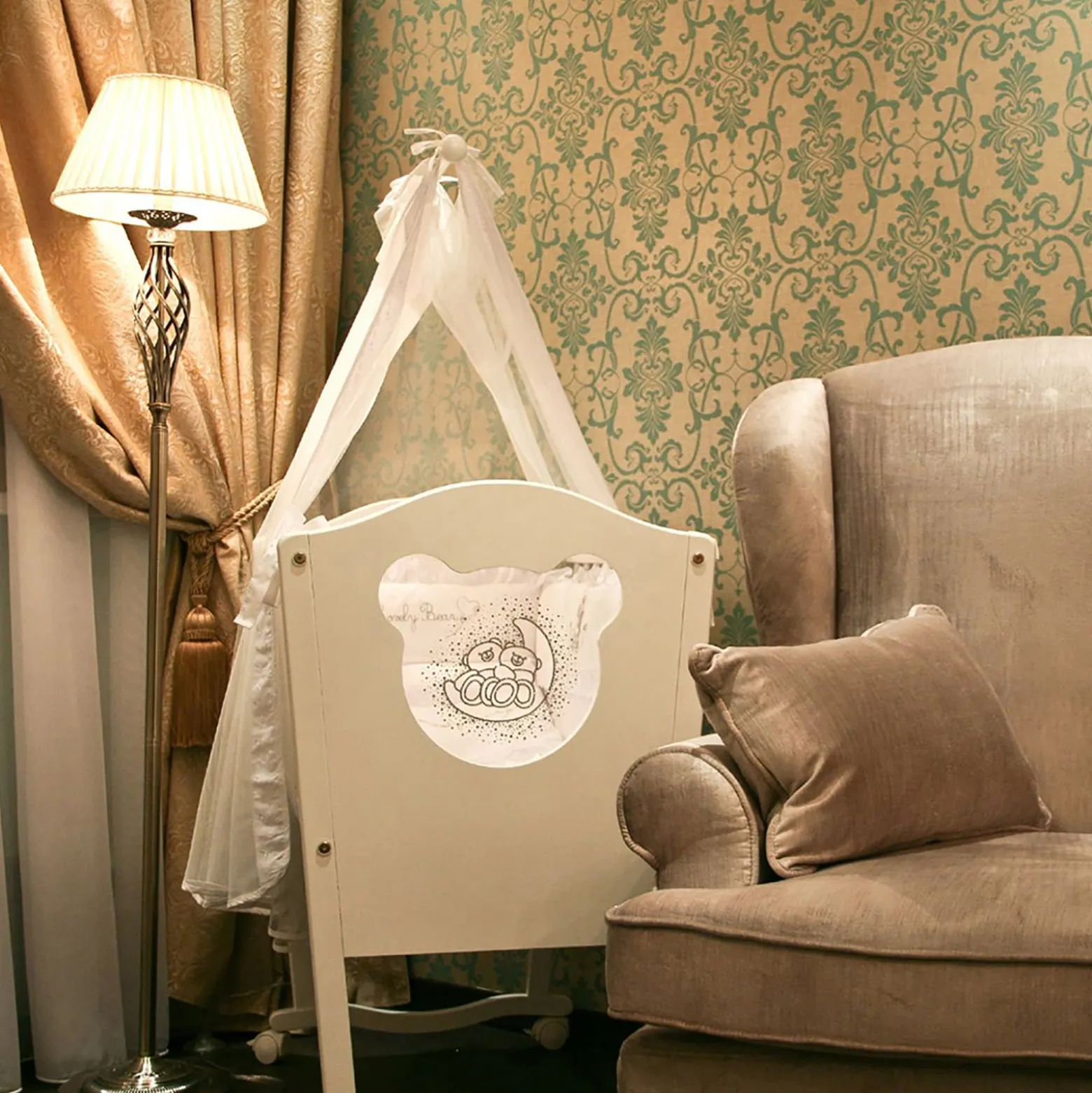 Maytoni Grace -lattiavalo, 1 lamppu messinki/beige