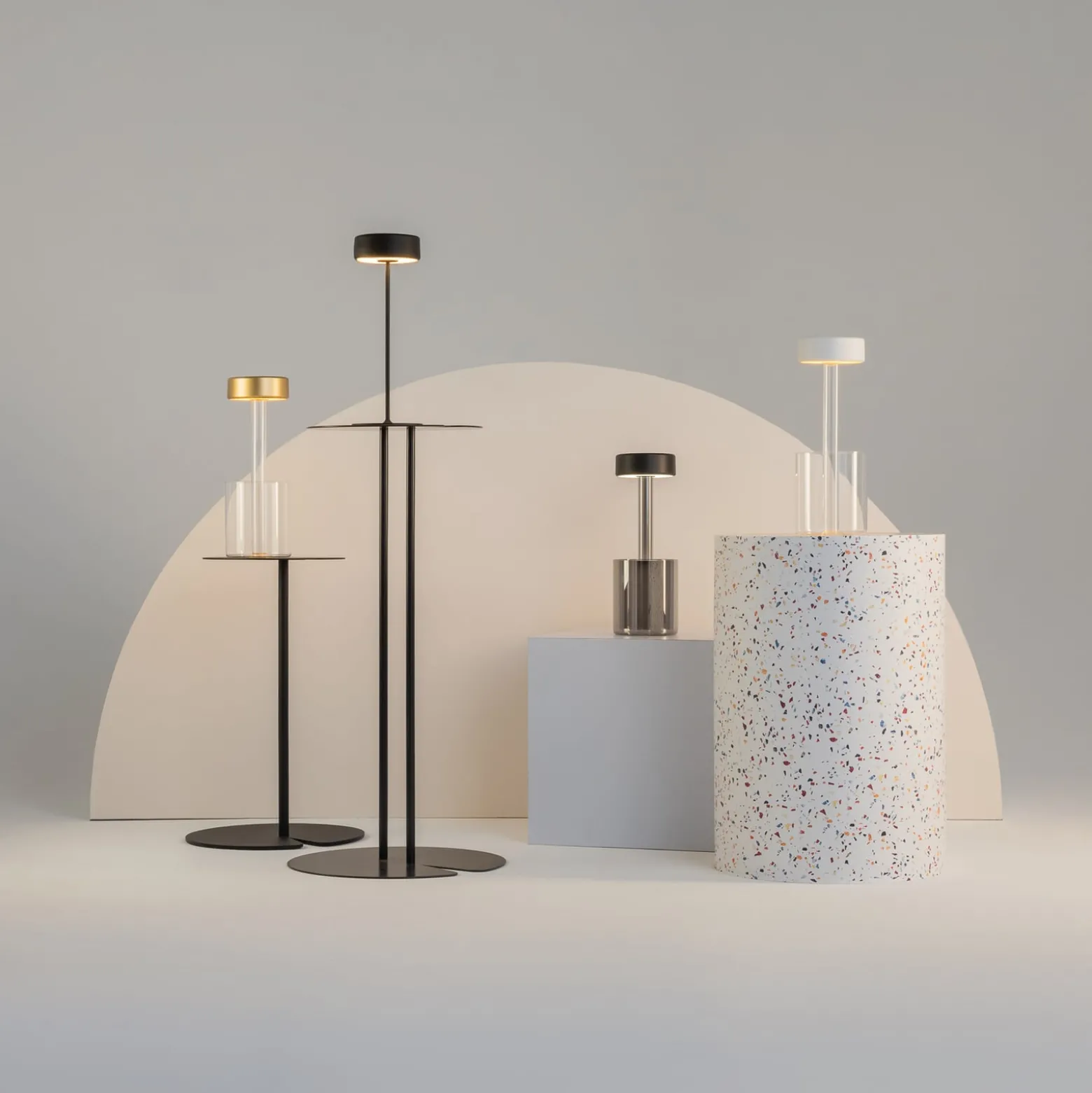 Maytoni LED ladattava pöytävalaisin AI Collaboration, lasi, kultainen