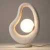 Maytoni LED-pöytävalaisin Opus, valkoinen, metalli/lasi, korkeus 38 cm